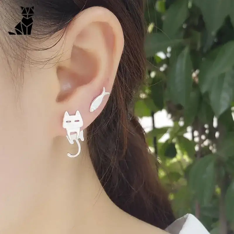 Boucles D’oreilles Chat: Un Accessoire Magique Et élégant