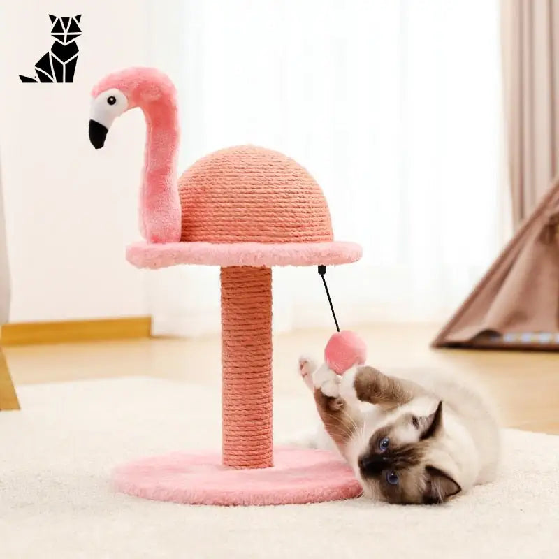 Griffoir pour chat en forme de flamant rose : Arbre à chat original avec chat jouant avec un jouet rose pour chat